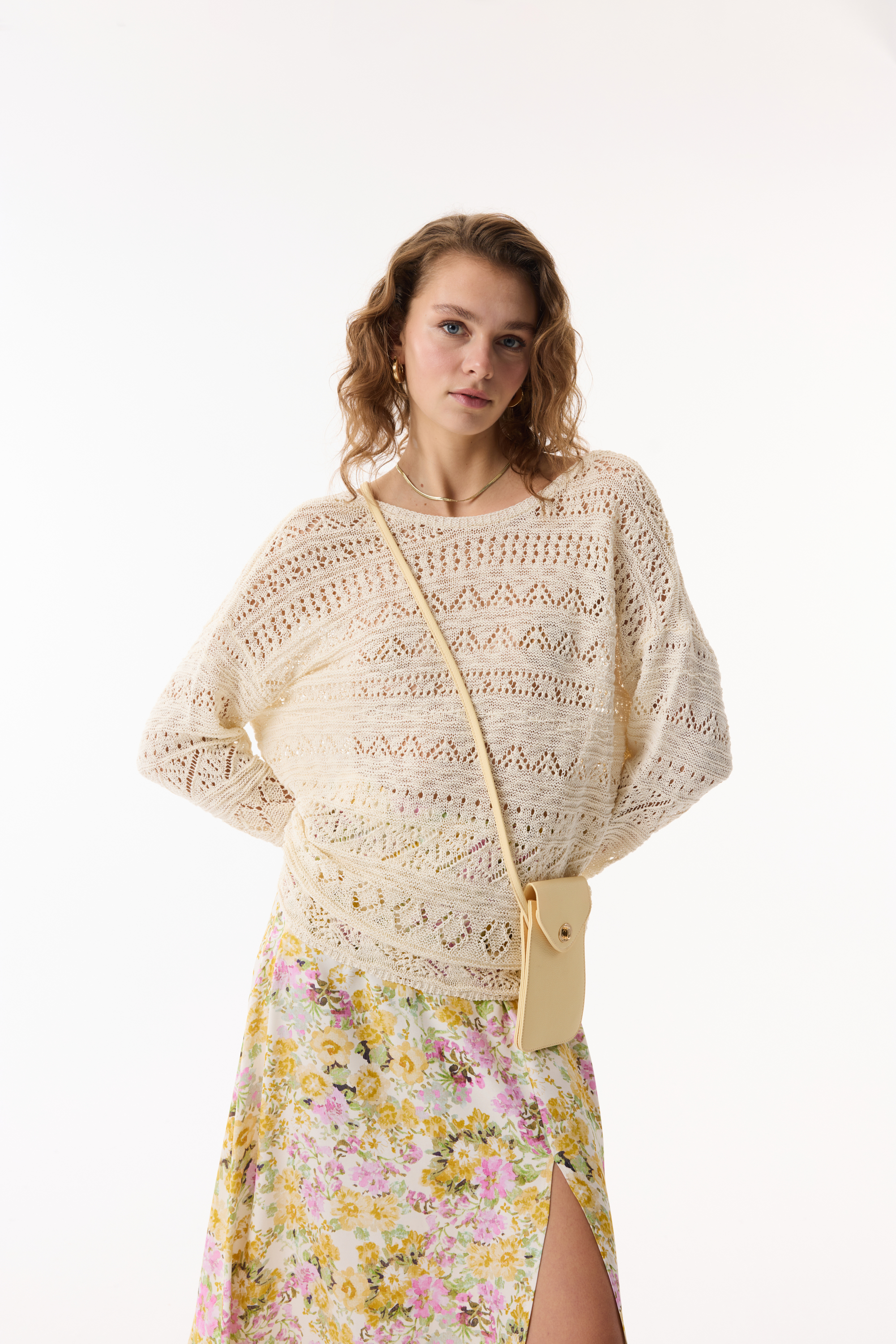 AJURLU AÇIK YAKA KAZAK