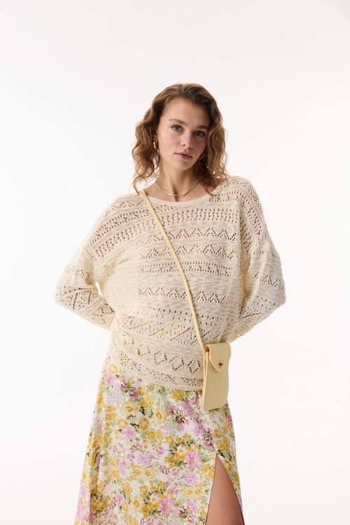  AJURLU AÇIK YAKA KAZAK