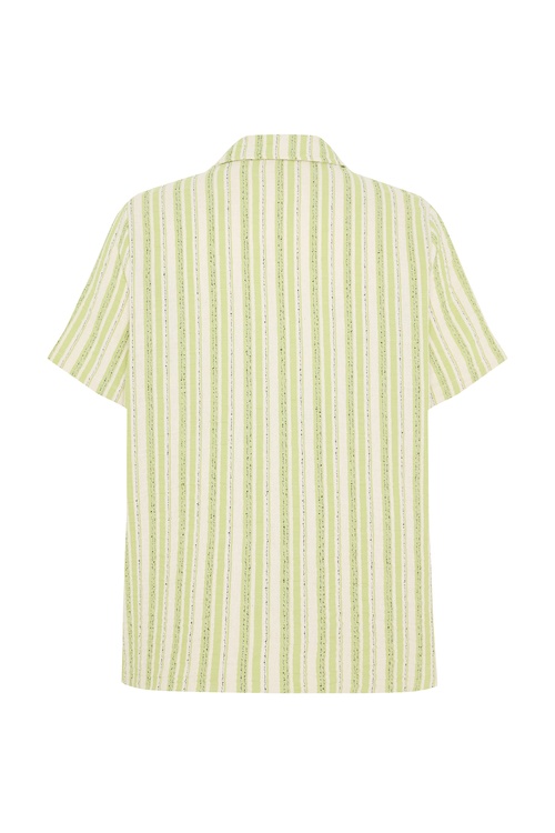 ÇİZGİLİ RESORT YAKA KISA KOLLU GÖMLEK