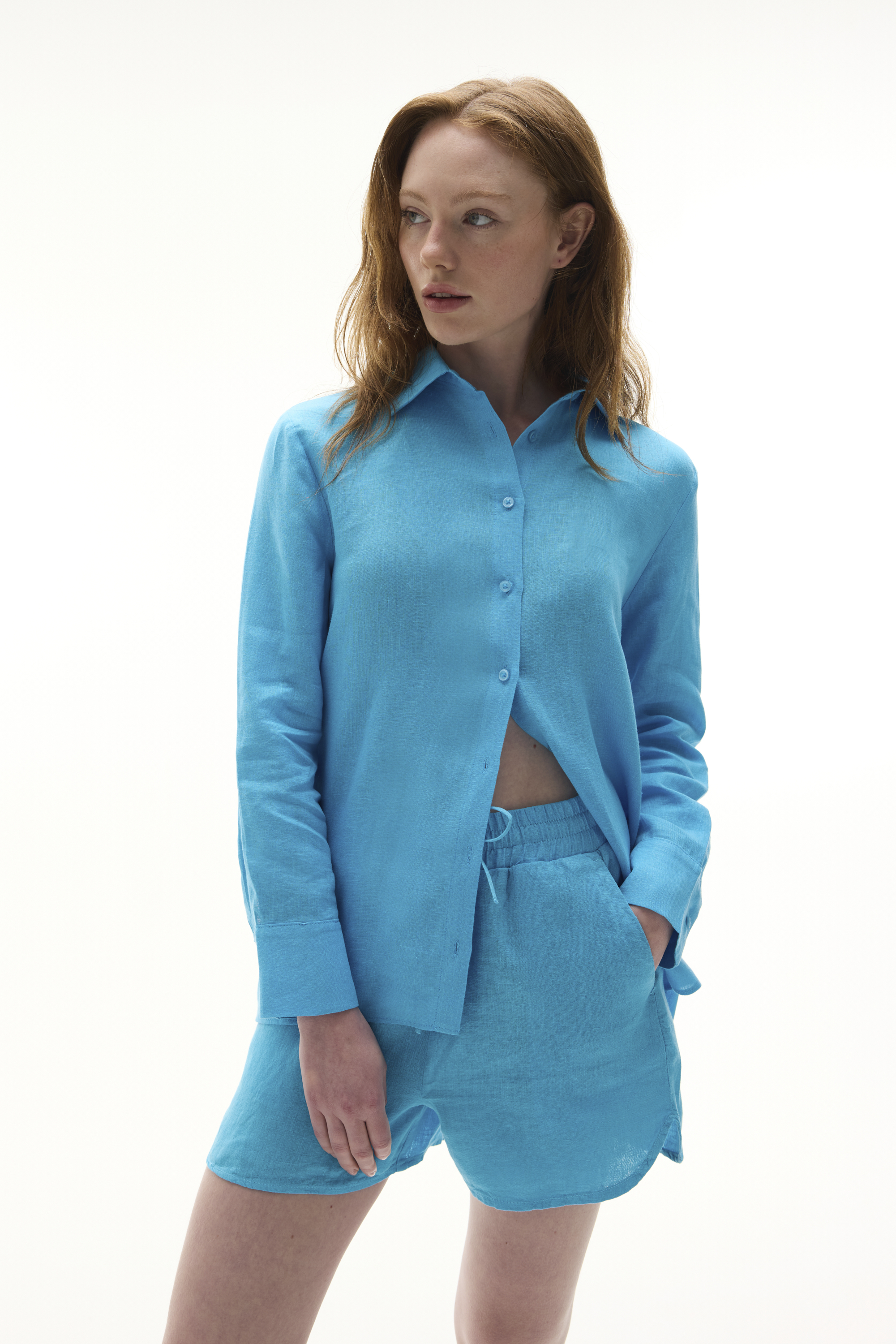 REGULAR FIT UZUN KOLLU KETEN GÖMLEK