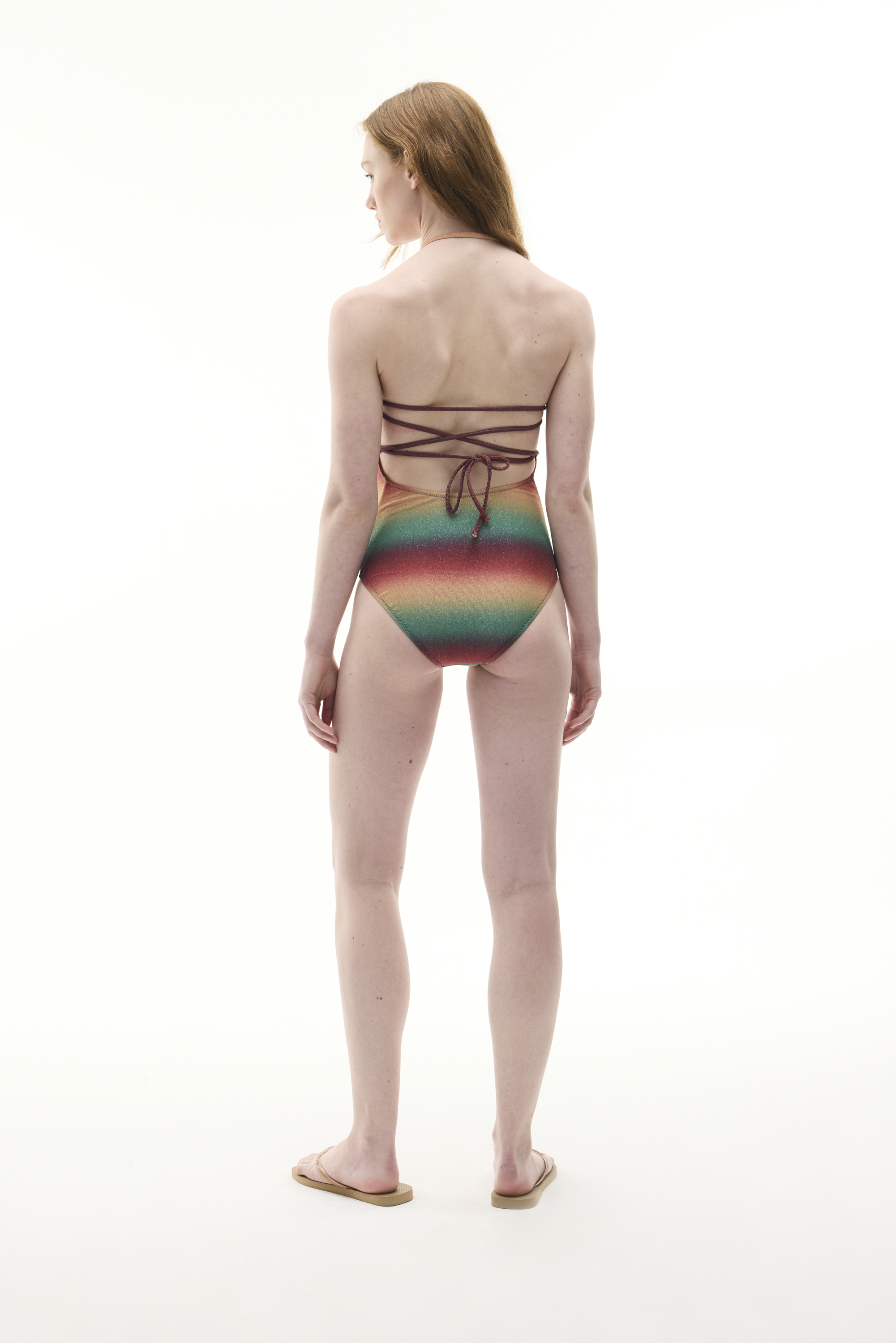 DESENLİ SIRT DETAYLI MAYO