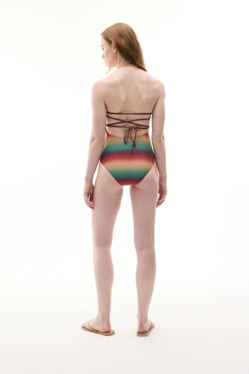  DESENLİ SIRT DETAYLI MAYO