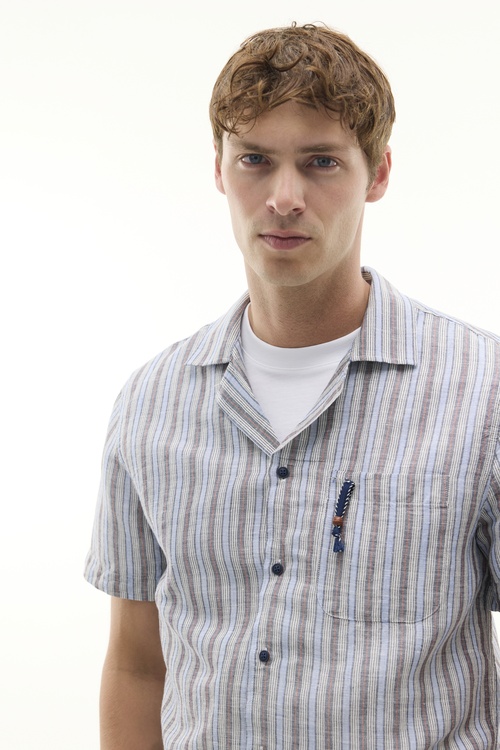 REGULAR FIT KETEN KARIŞIMLI ÇİZGİLİ KISA KOLLU GÖMLEK