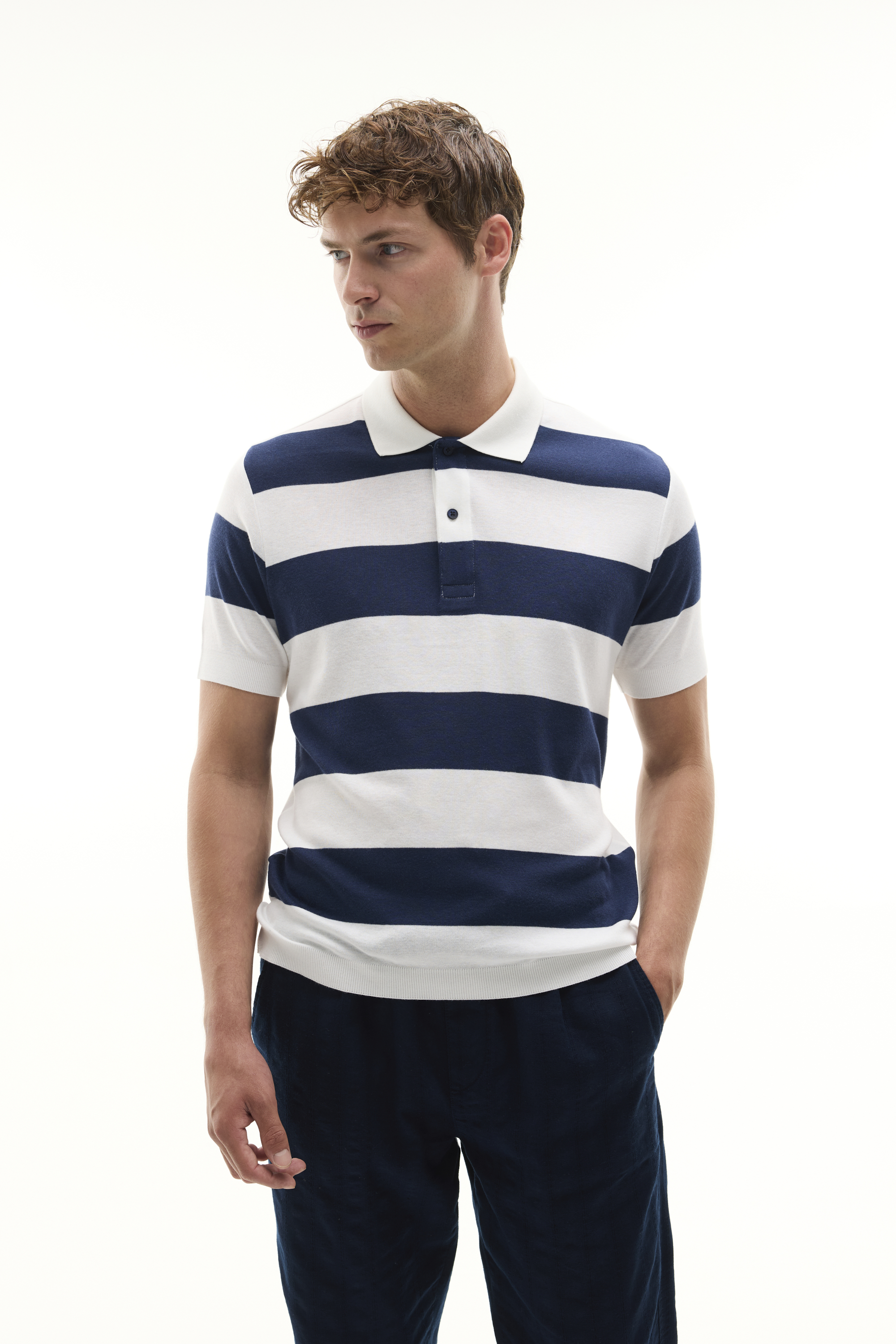 ÇİZGİLİ POLO YAKA KISA KOLLU KAZAK