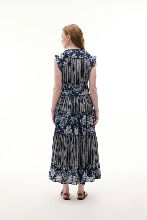  ETNİK BASKILI İŞLEMELİ KOLSUZ UZUN ELBİSE