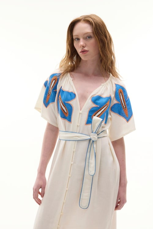  NAKIŞLI KEMERLİ A FORM MİDİ GÖMLEK ELBİSE