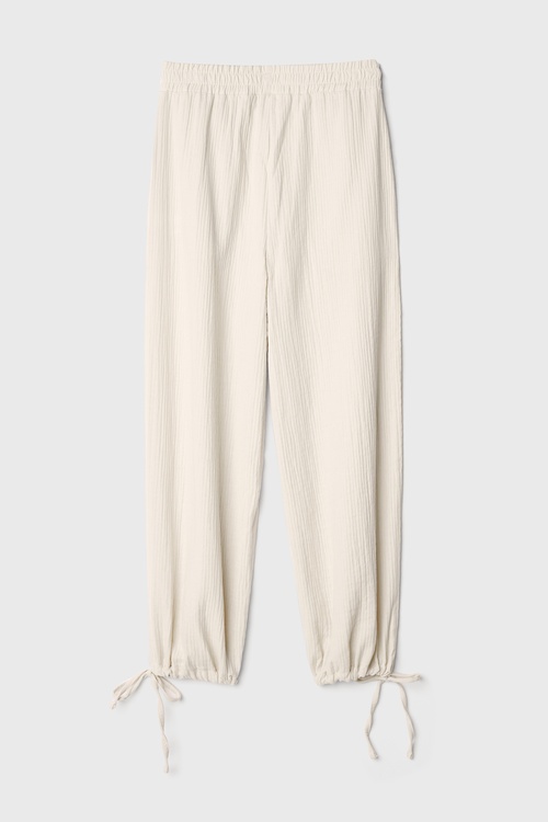 HAVUÇ KESİM BELİ LASTİKLİ PANTOLON