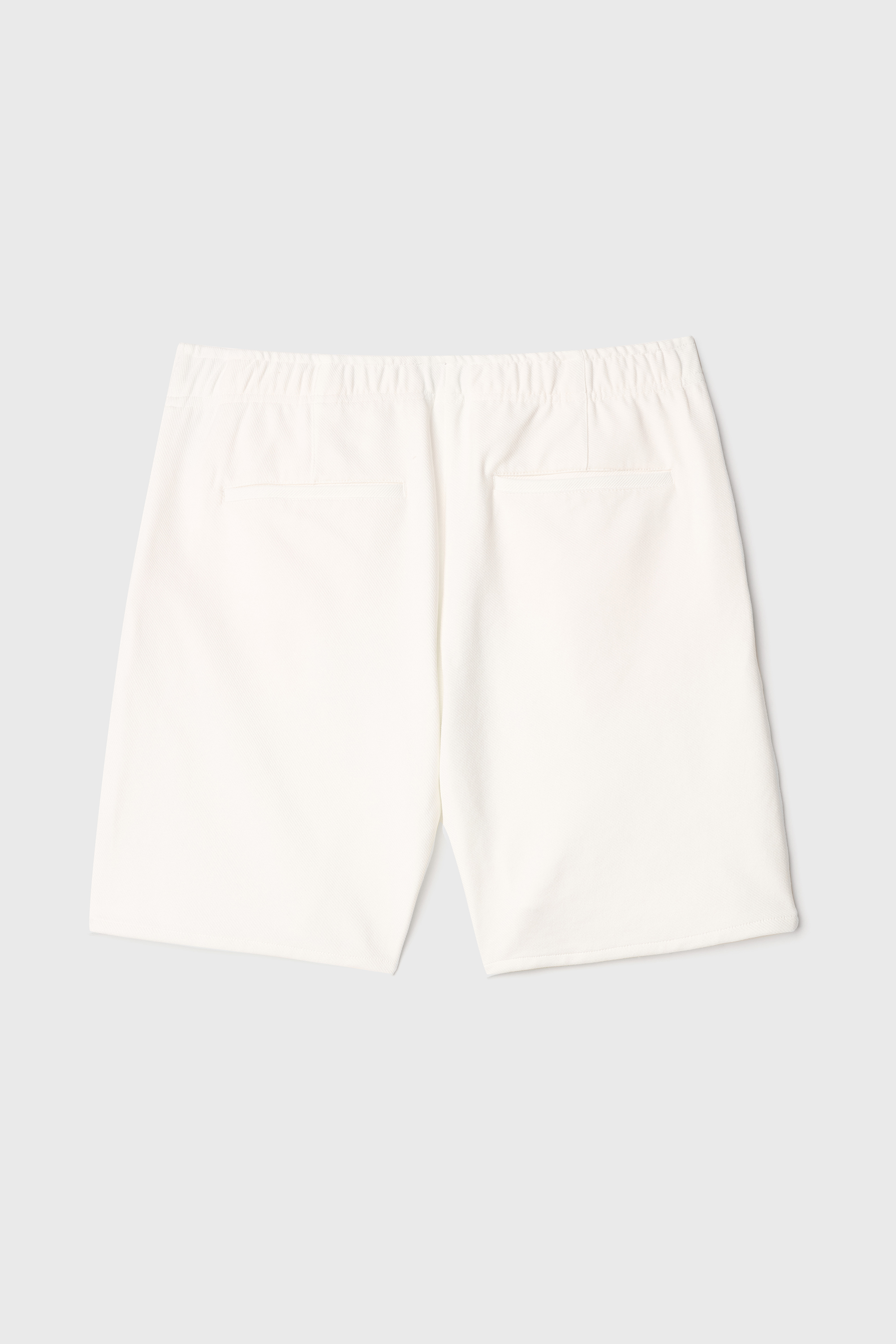 Erkek Kırık Beyaz Straight Fit Beli Lastikli Şort
