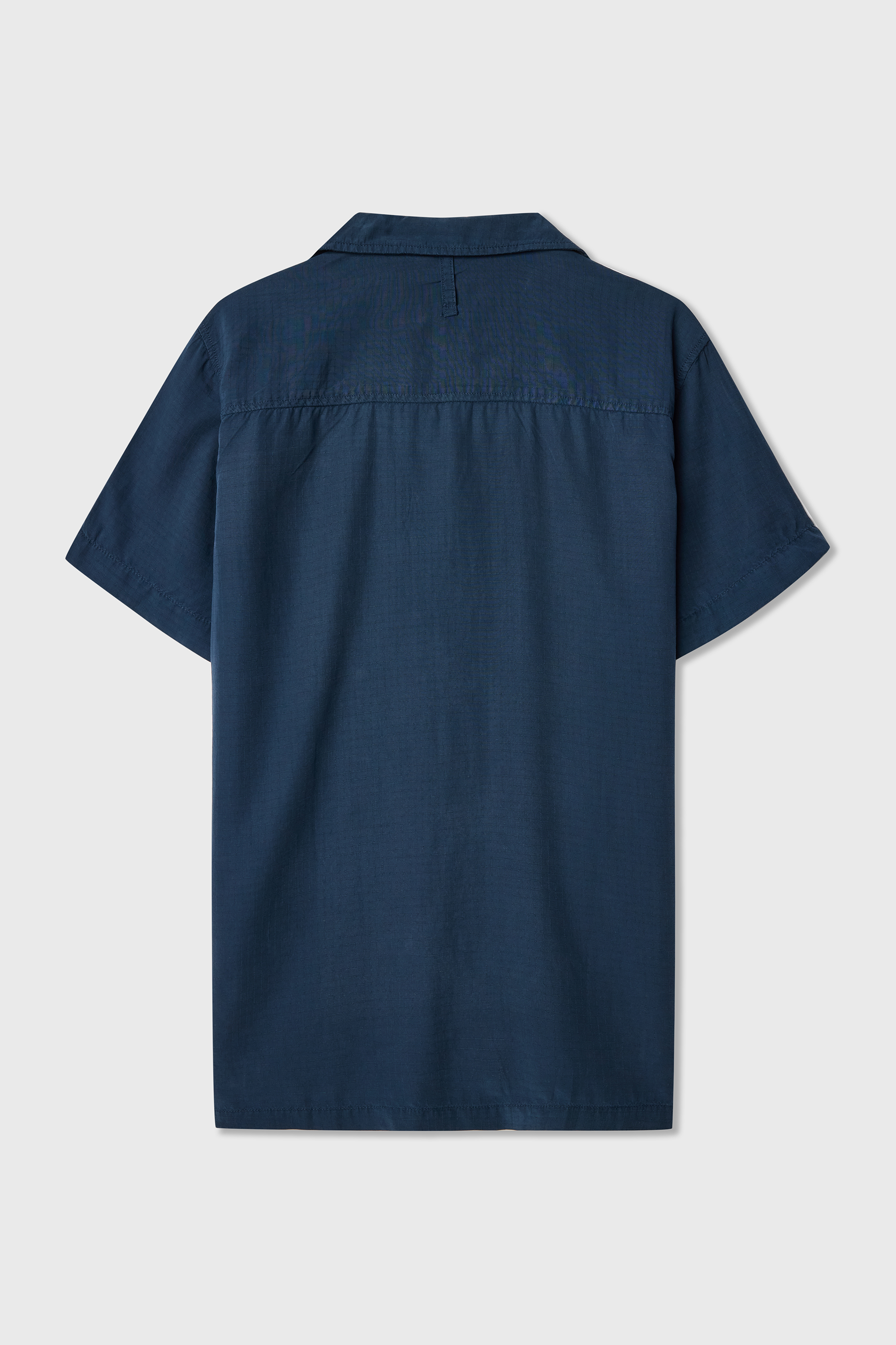 REGULAR FIT RESORT YAKA KISA KOLLU LİYOSEL GÖMLEK