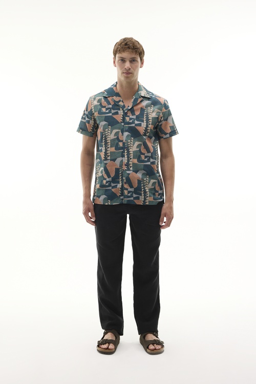  BASKILI RESORT YAKA KISA KOLLU GÖMLEK