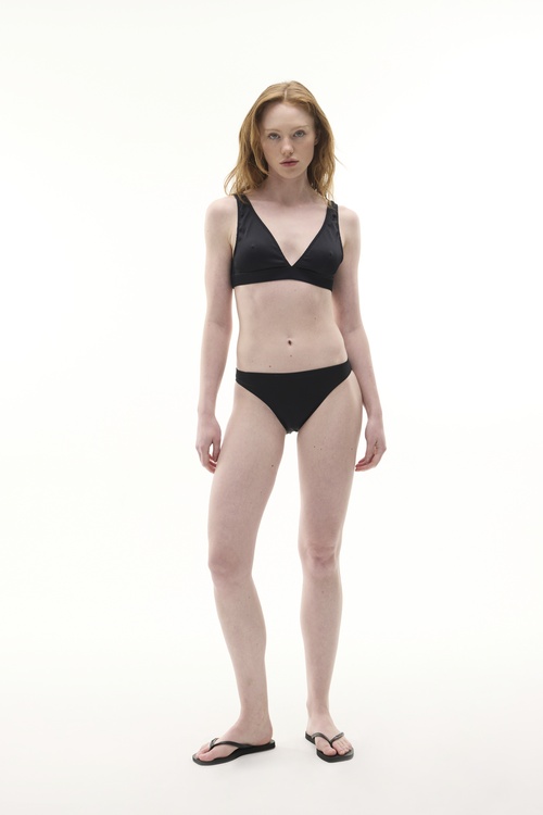  NORMAL BEL BİKİNİ ALTI