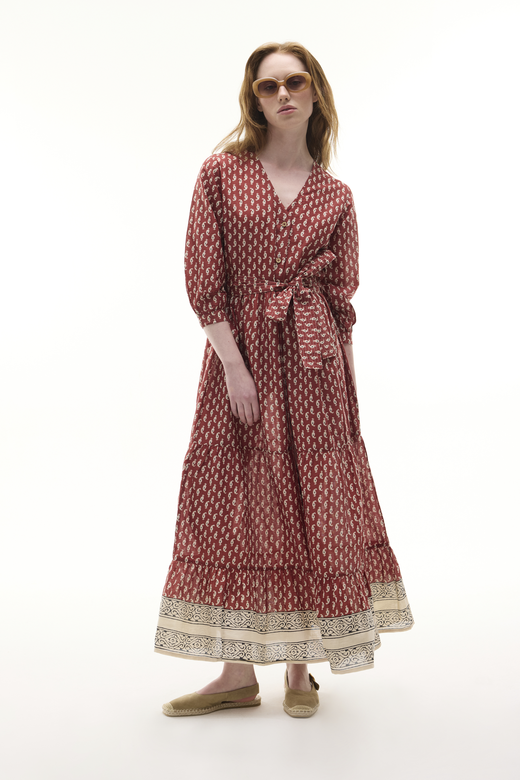 ETNİK BASKILI KEMER DETAYLI KLOŞ UZUN ELBİSE