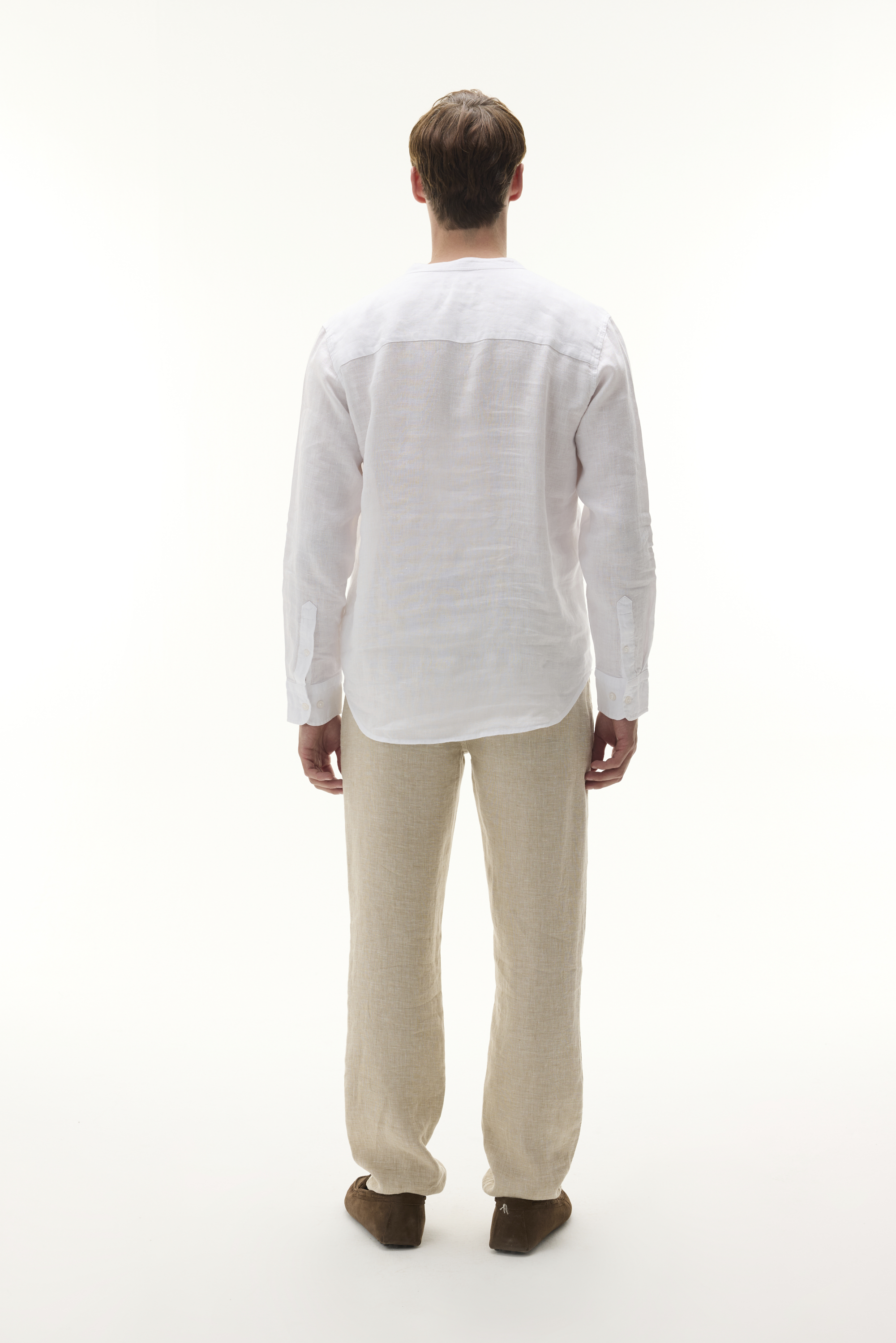 REGULAR FIT HAKİM YAKA UZUN KOLLU KETEN GÖMLEK