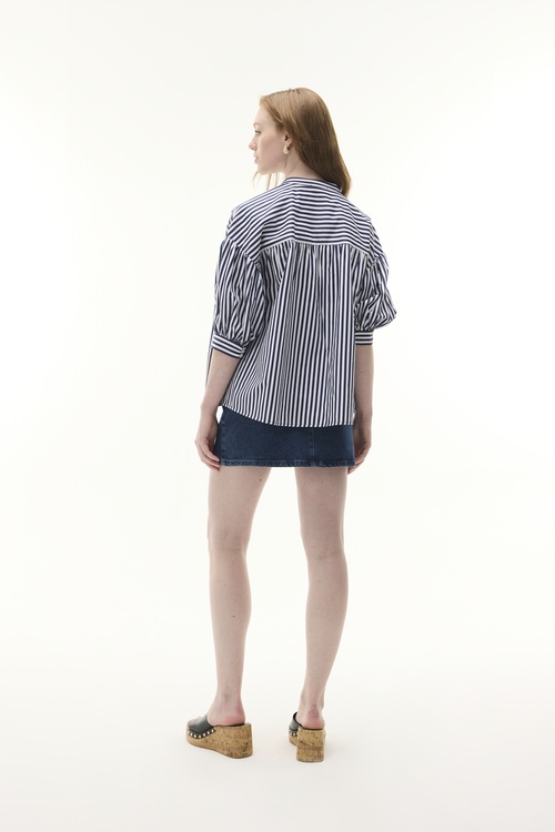 ÇİZGİLİ V YAKA OVERSIZE BLUZ