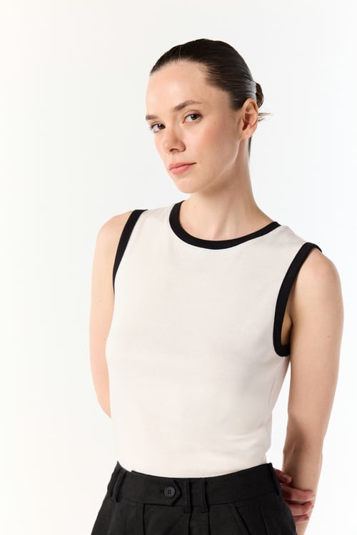  MODAL KARIŞIMLI BİSİKLET YAKA KOLSUZ BLUZ