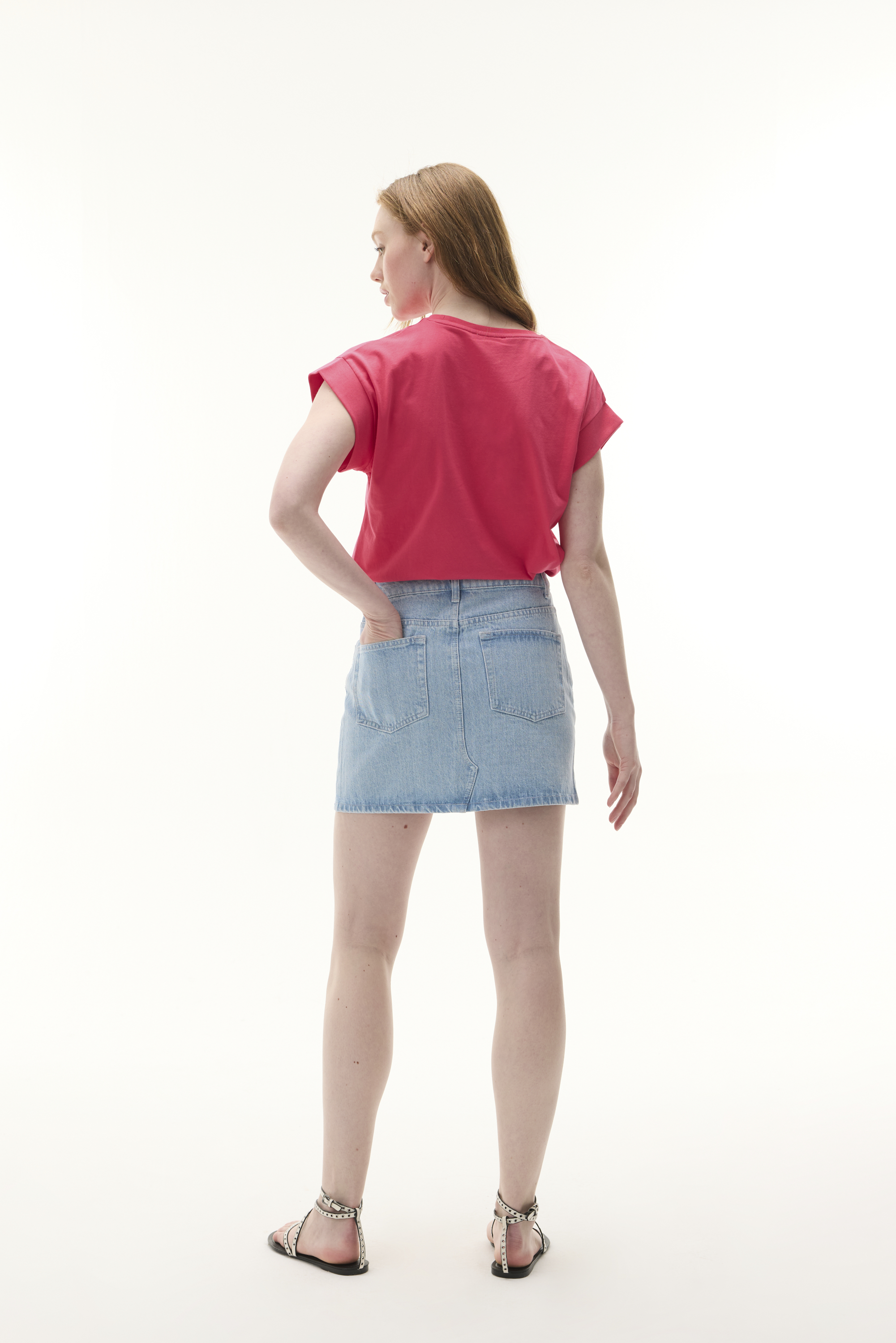 BİSİKLET YAKA DÜŞÜK KOL T-SHIRT