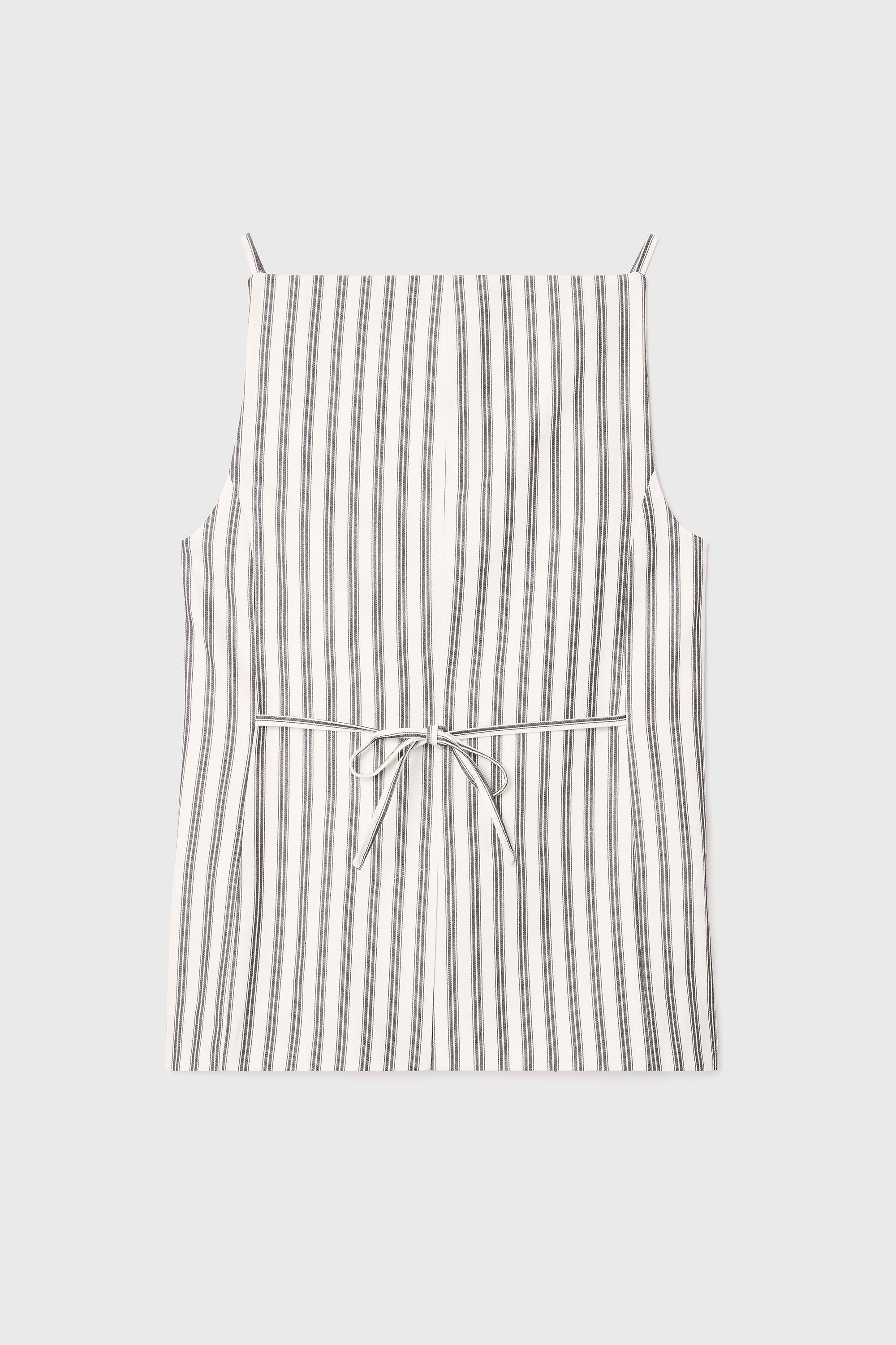 ÇİZGİLİ DÜĞMELİ KOLSUZ BLUZ