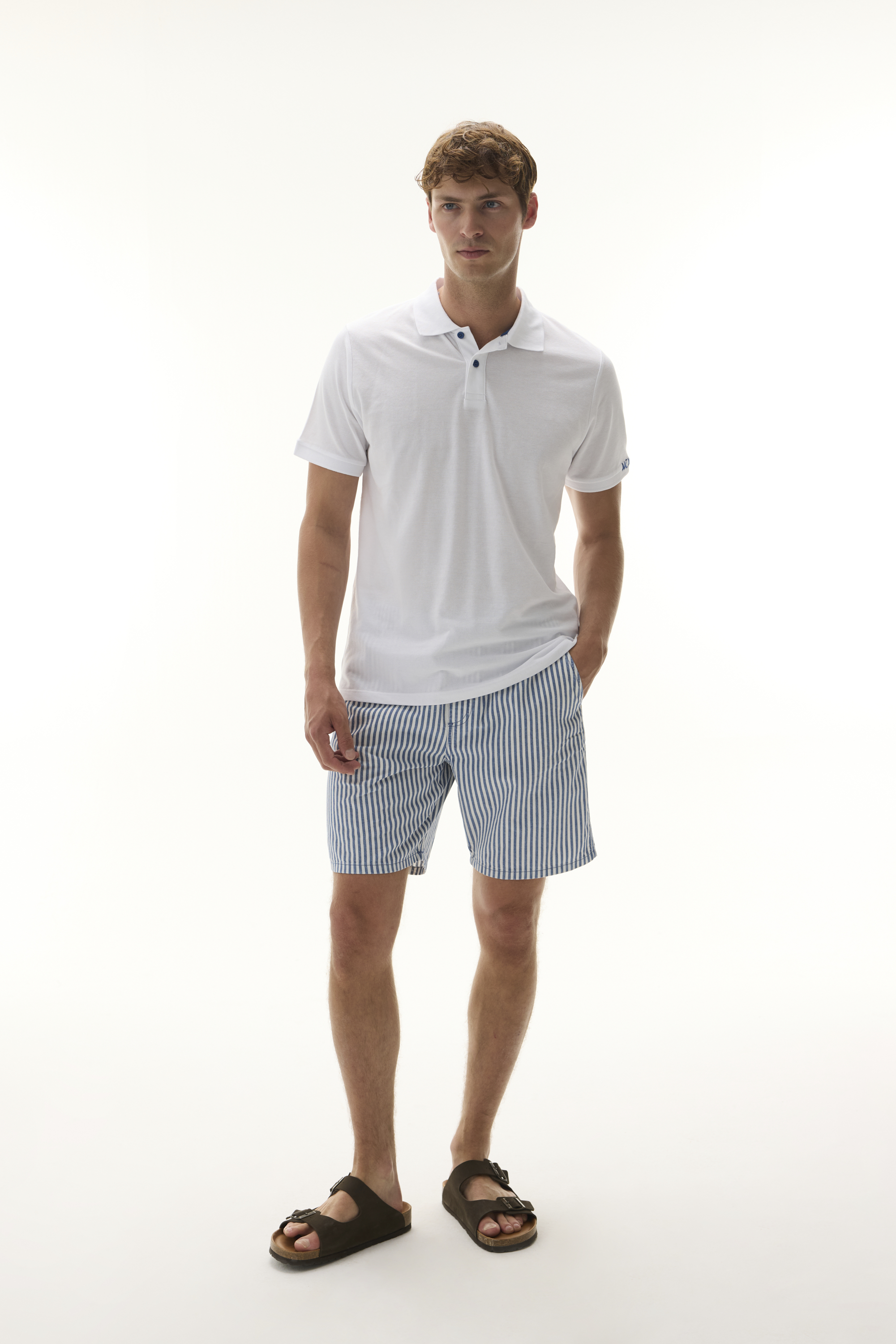 NAKIŞLI POLO YAKA T-SHIRT