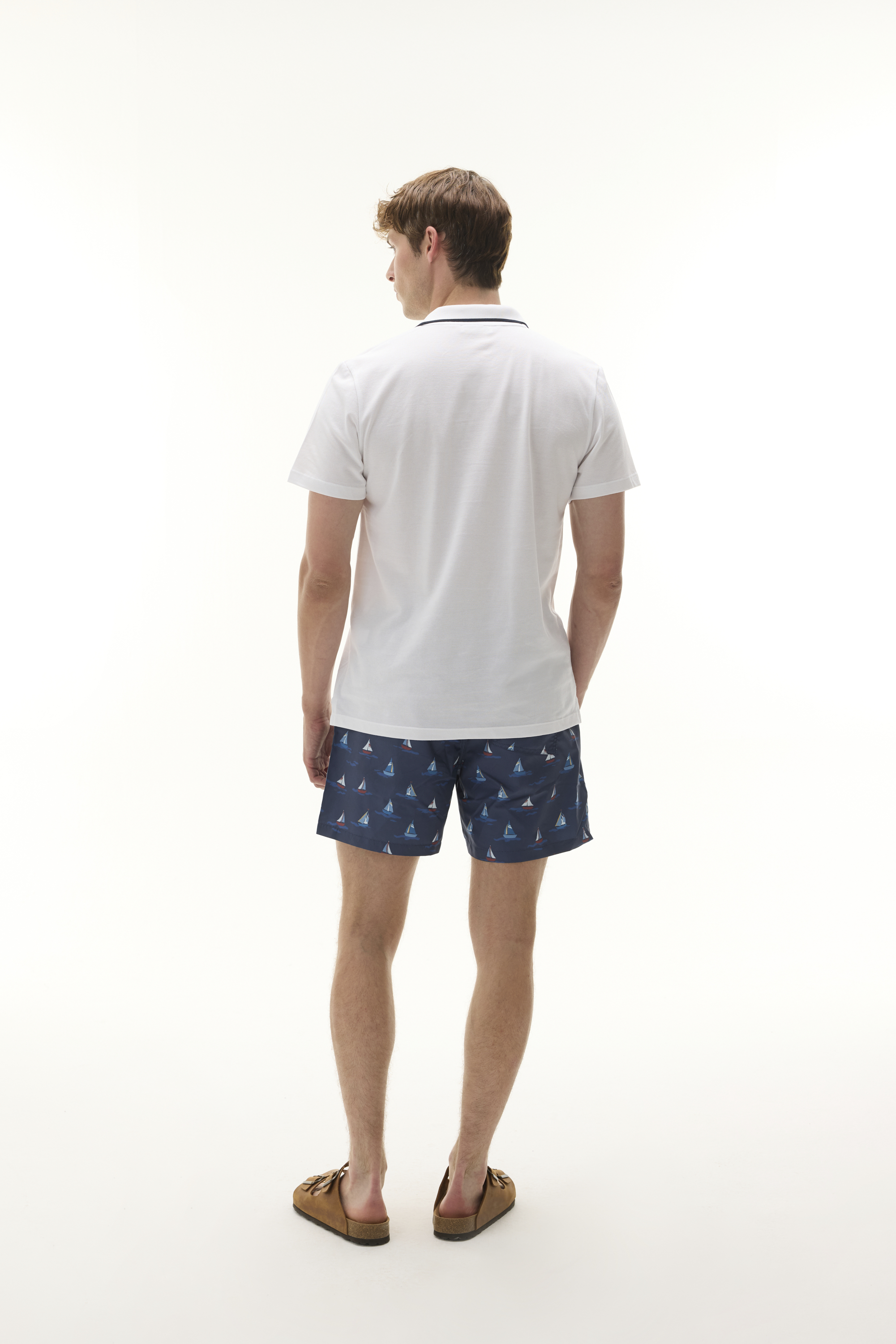 NAKIŞLI POLO YAKA T-SHIRT