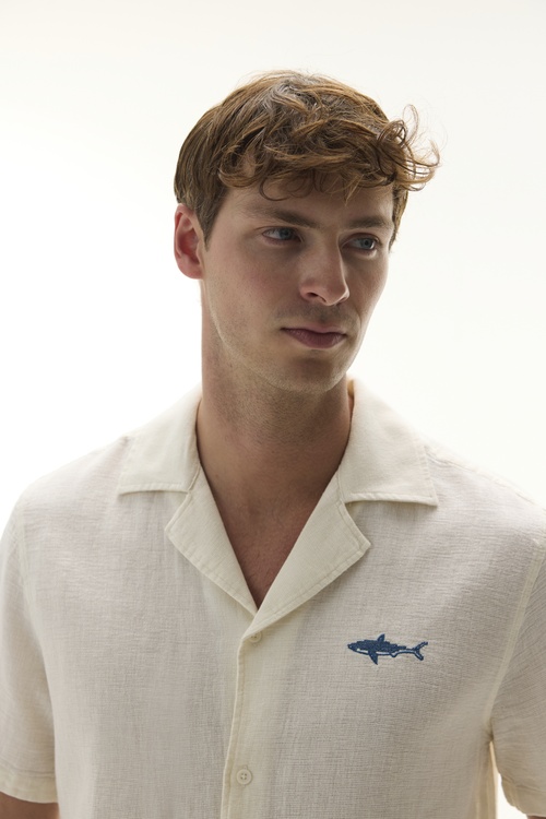  NAKIŞLI RESORT YAKA KETEN KARIŞIMLI KISA KOLLU GÖMLEK