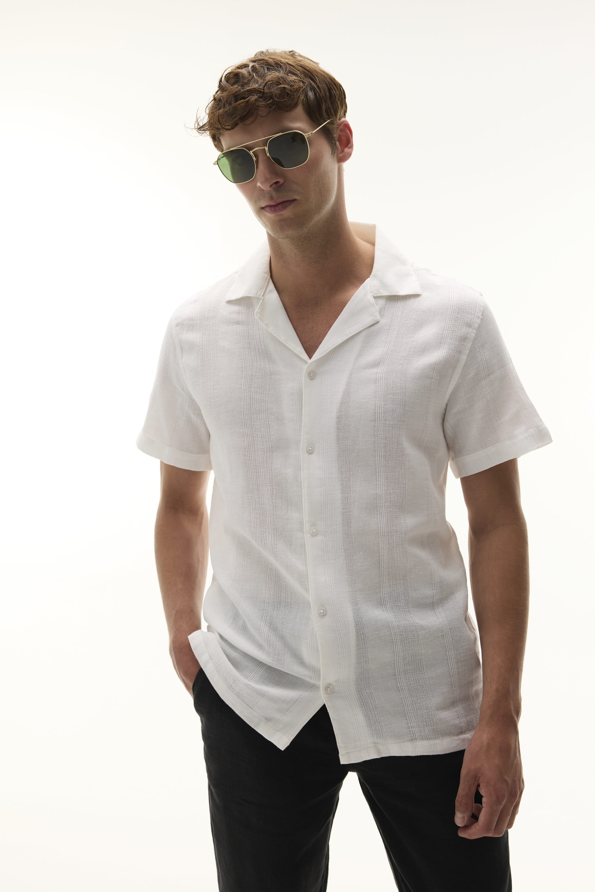 DOKULU RESORT YAKA KISA KOLLU GÖMLEK