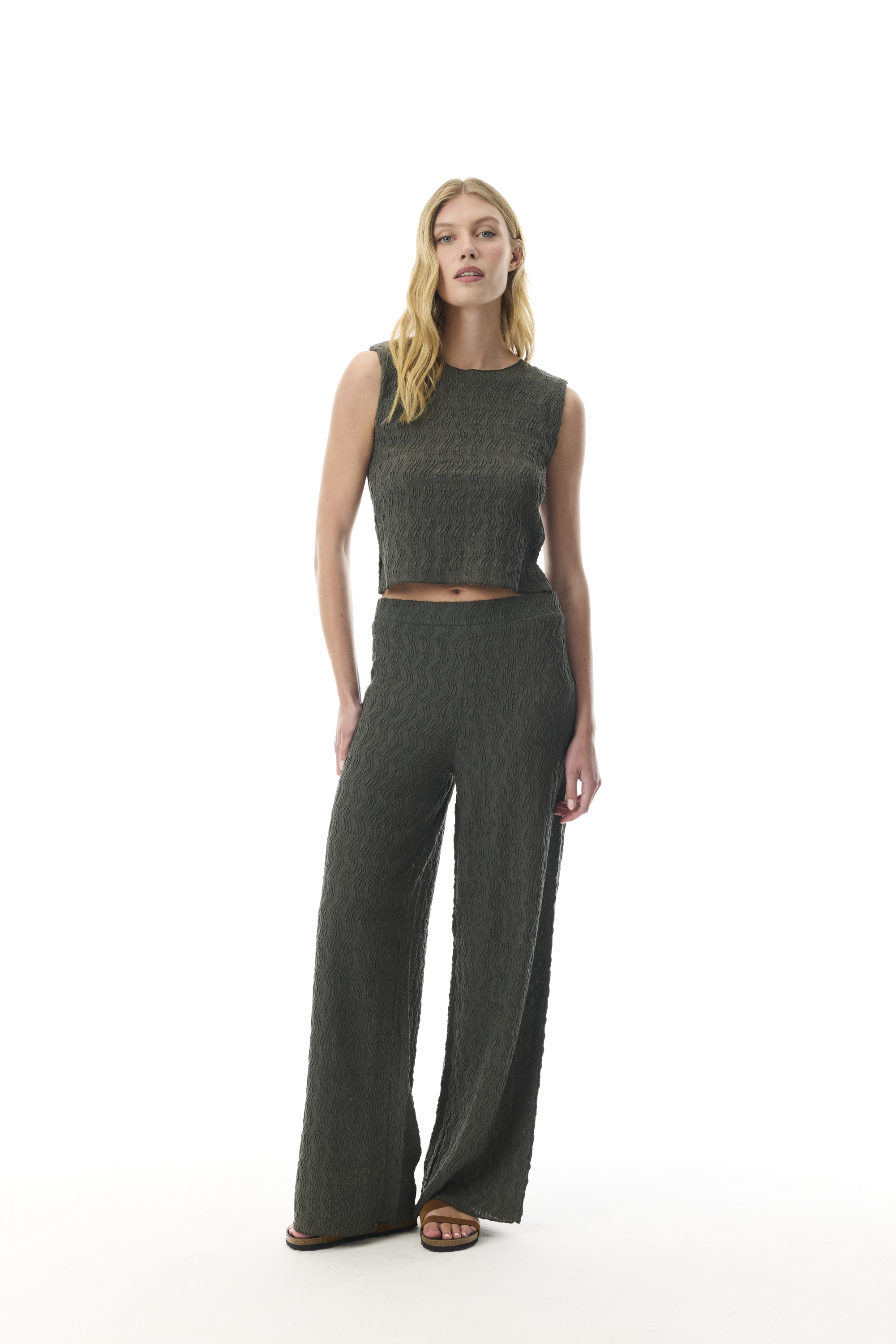 DOKULU BELİ LASTİKLİ WIDE LEG PANTOLON