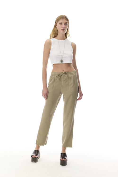  BELİ BAĞLAMALI HAVUÇ KESİM LİYOSEL PANTOLON