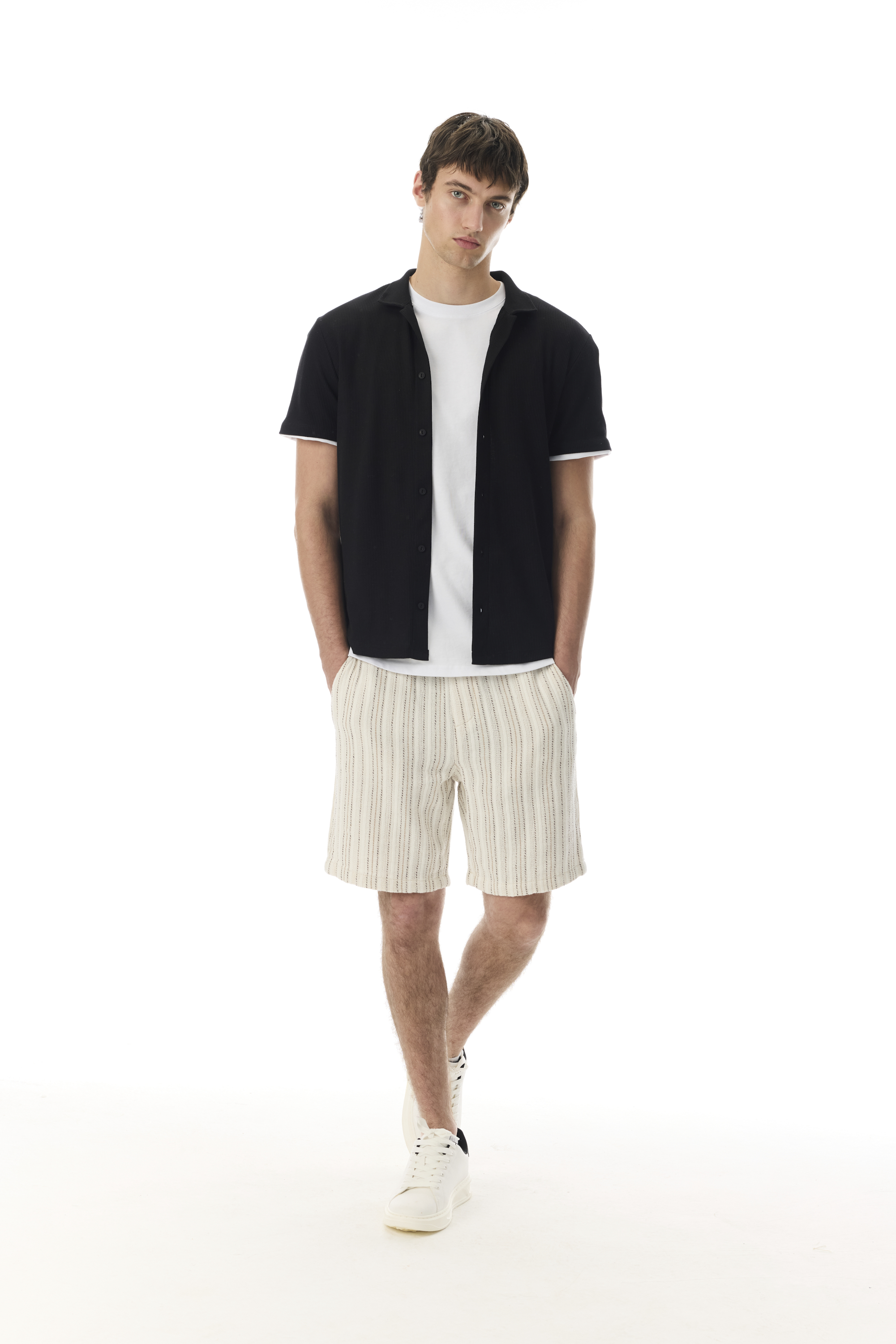 DOKULU RESORT YAKA KISA KOLLU GÖMLEK