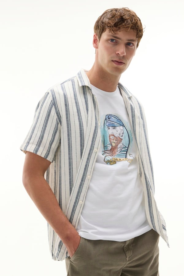 REGULAR FIT KETEN KARIŞIMLI ÇİZGİLİ KISA KOLLU GÖMLEK