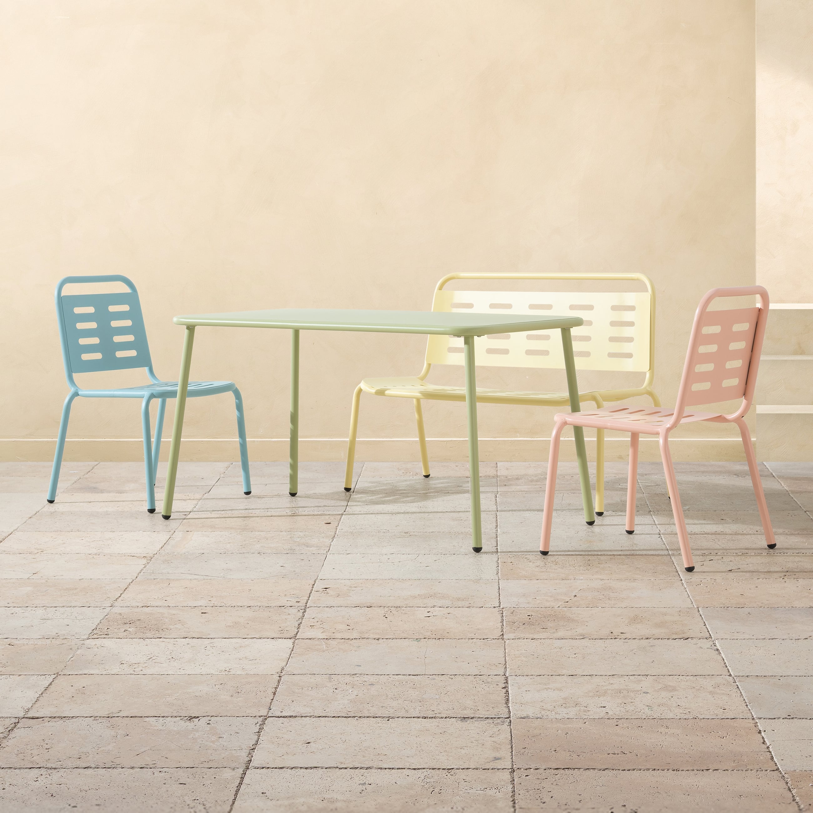 JOY ÇOCUK MASA SANDALYE SETİ