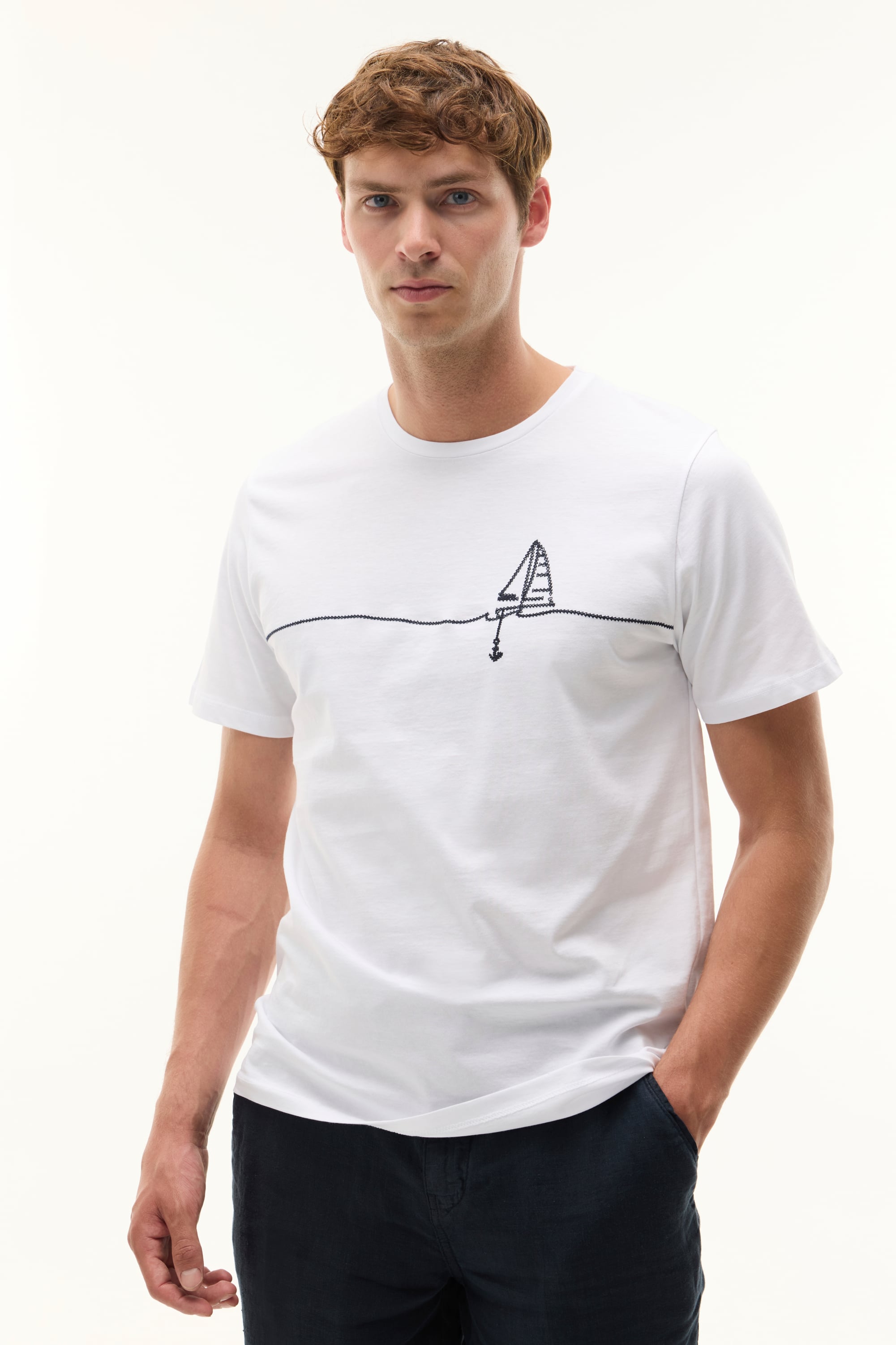 Erkek Beyaz Nakışlı Bisiklet Yaka T-Shirt