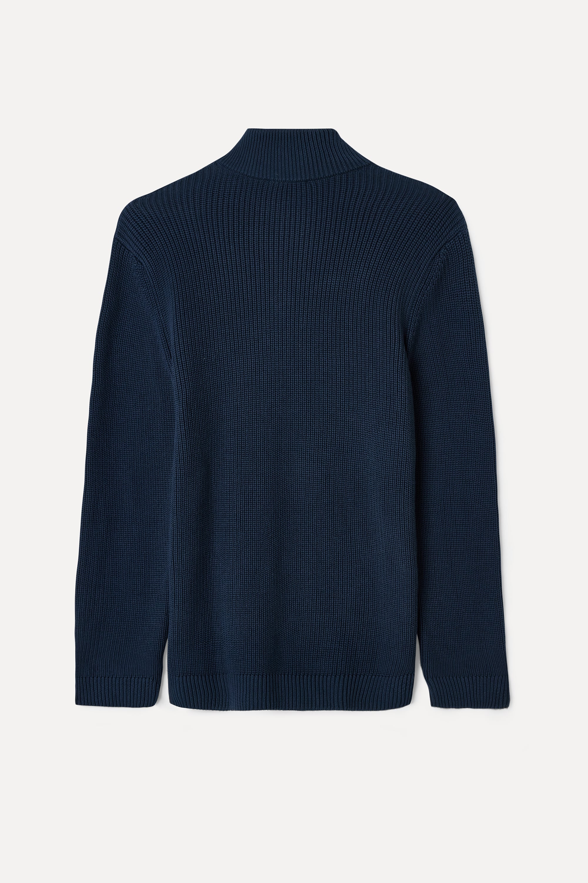 FERMUARLI DİK YAKA TRİKO KAZAK