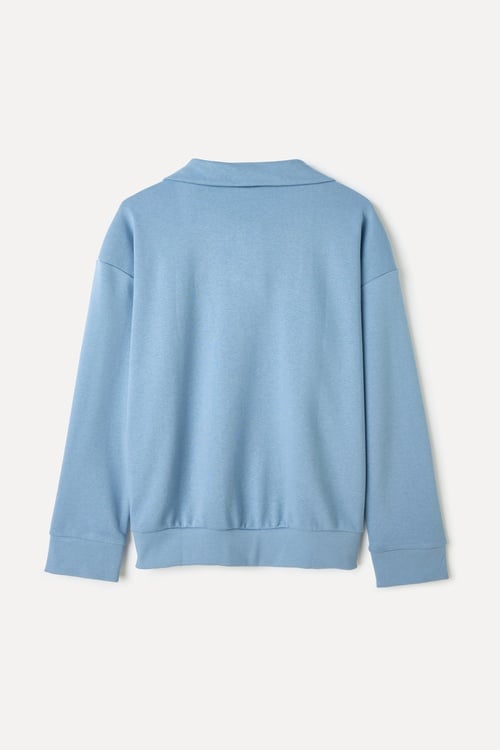 FERMUARLI DİK YAKA SWEATSHIRT