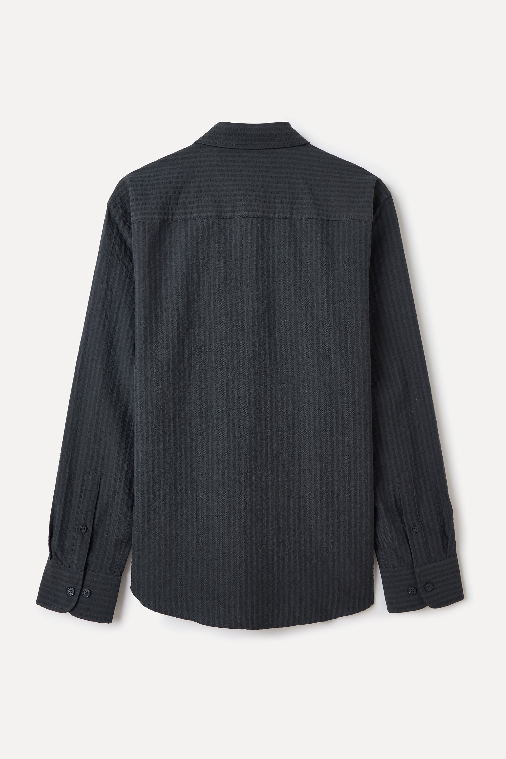 REGULAR FIT DOKULU UZUN KOLLU GÖMLEK