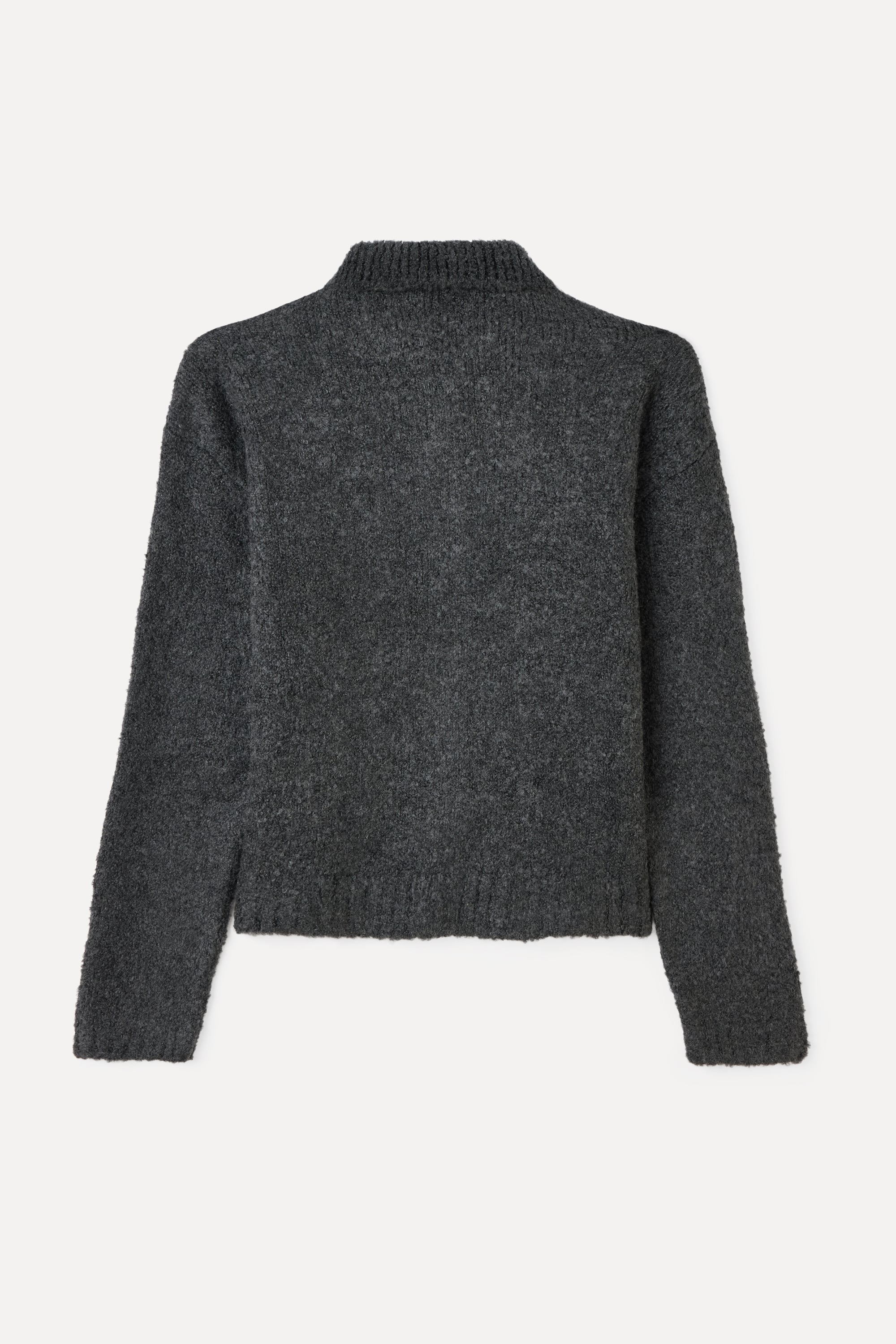 POLO YAKA DÜĞMELİ TRİKO HIRKA