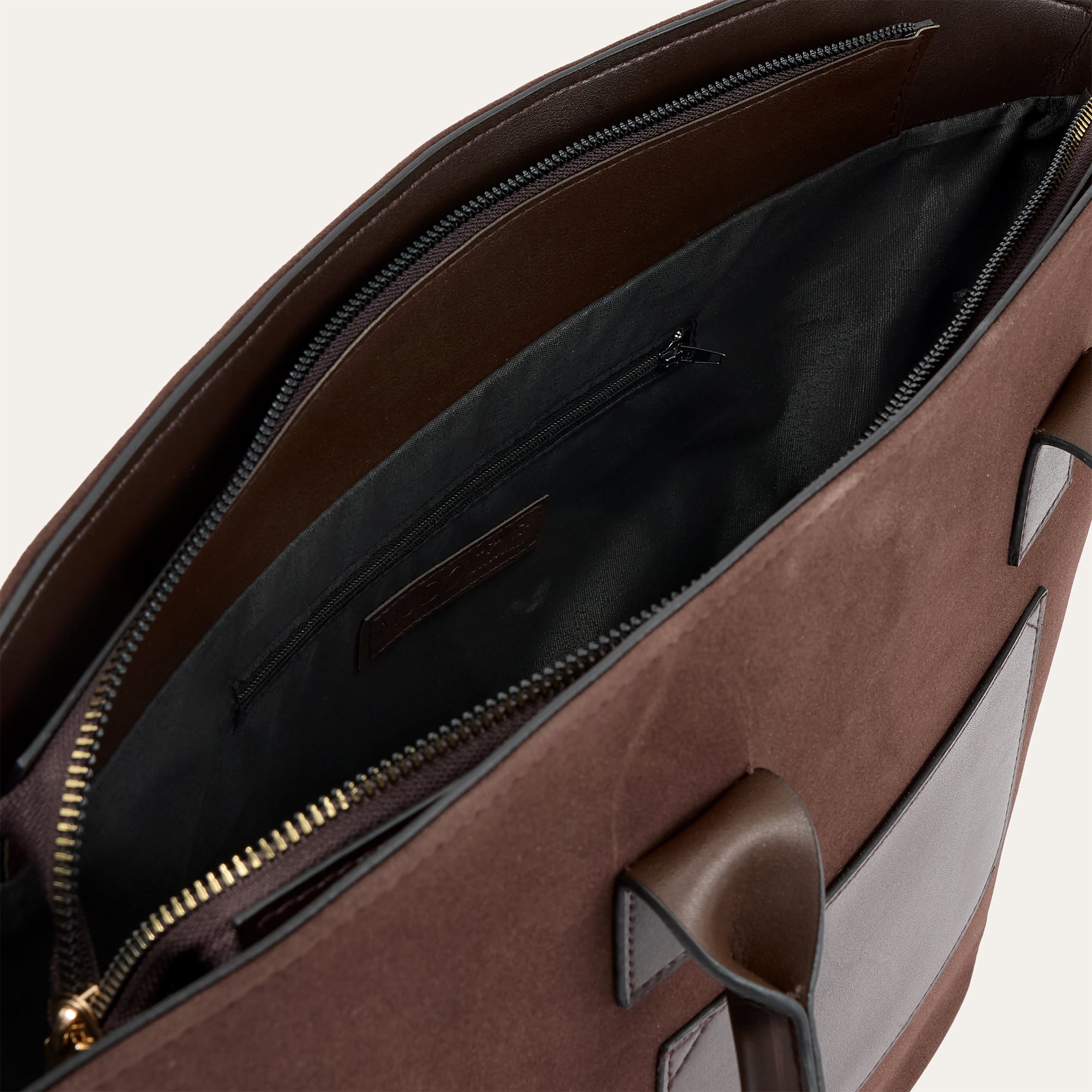 SÜET GÖRÜNÜMLÜ EL ÇANTASI