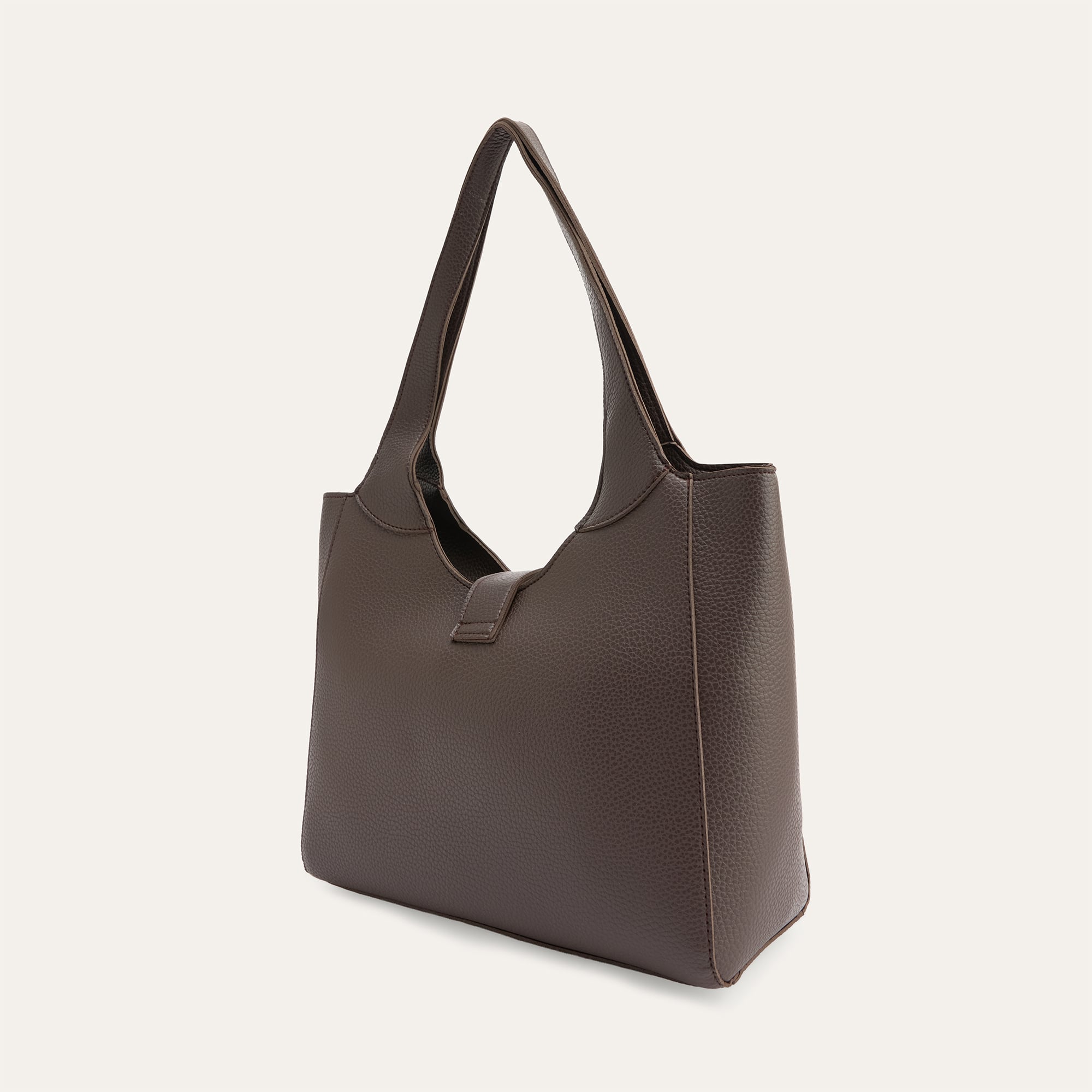 DERİ GÖRÜNÜMLÜ TOKALI EL ÇANTASI