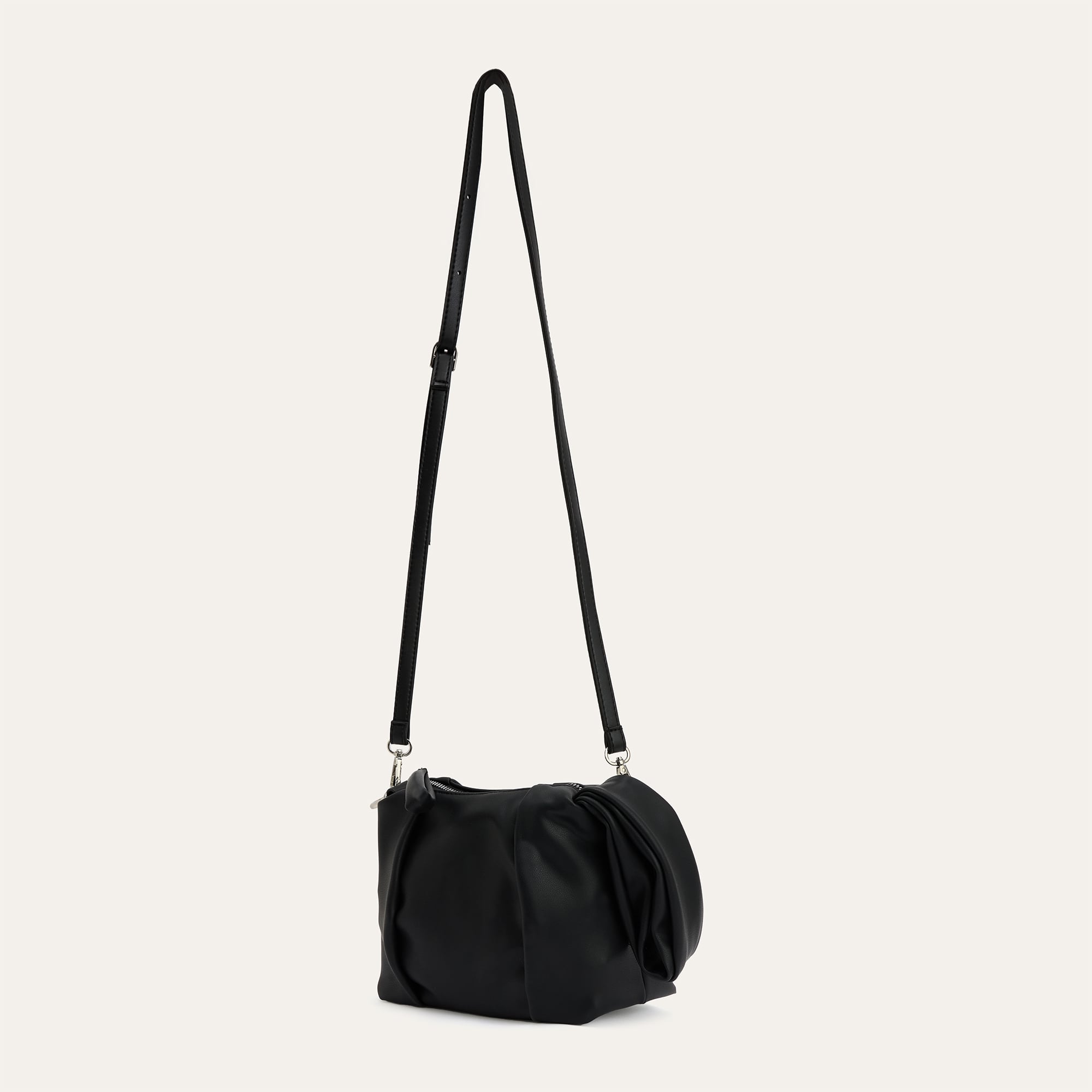 ASKI DETAYLI DERİ GÖRÜNÜMLÜ EL ÇANTASI