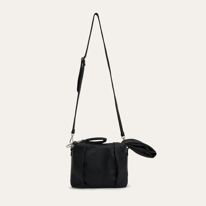 ASKI DETAYLI DERİ GÖRÜNÜMLÜ EL ÇANTASI