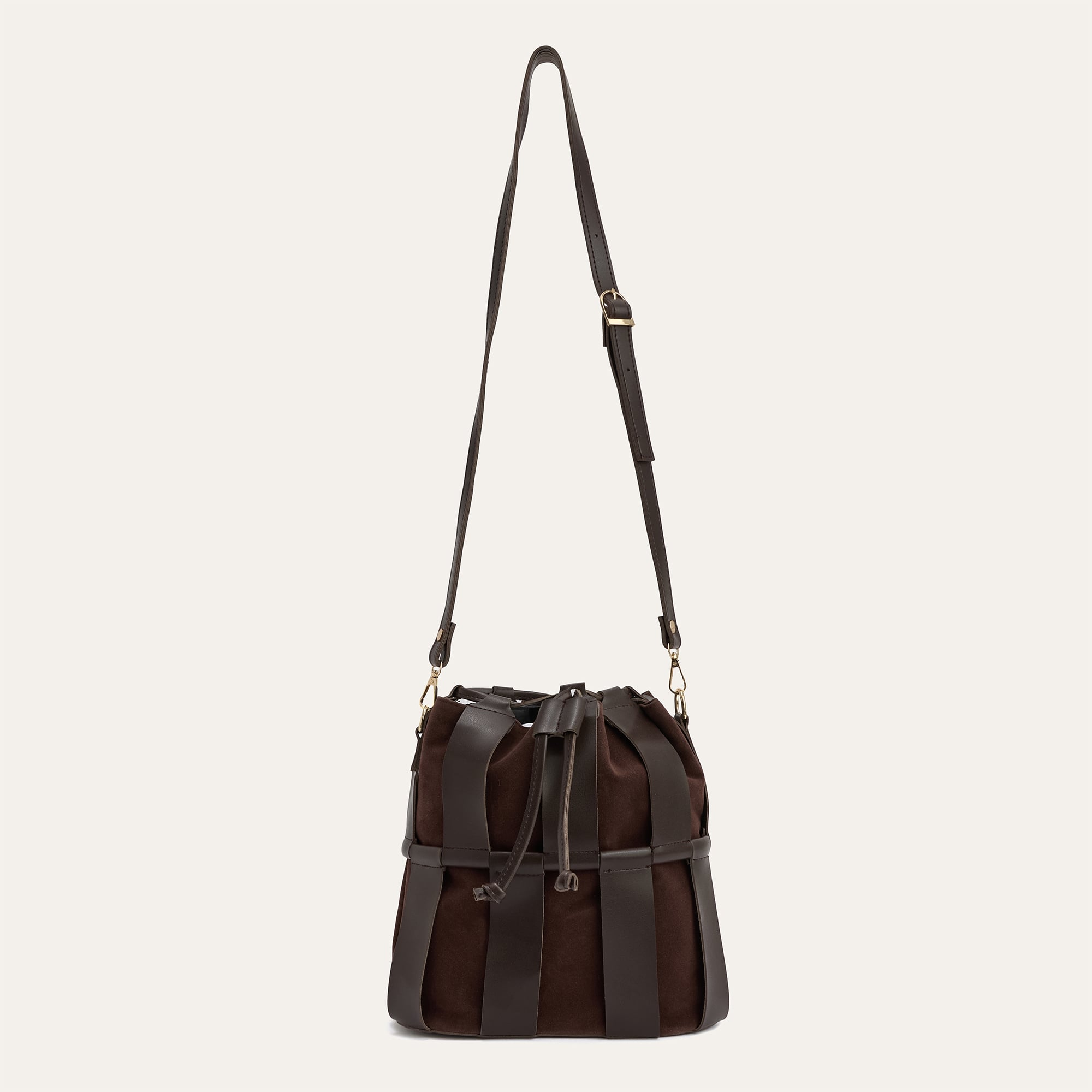 DERİ GÖRÜNÜMLÜ BÜZGÜLÜ OMUZ ÇANTASI