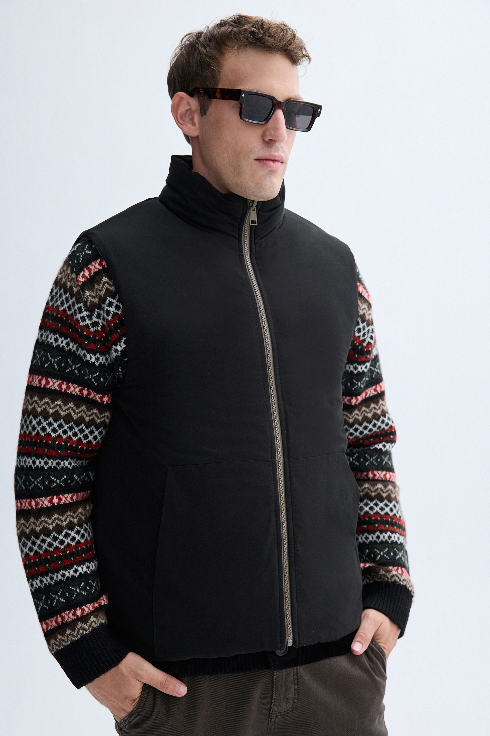 KAPİTONELİ ÇİFT TARAFLI YELEK