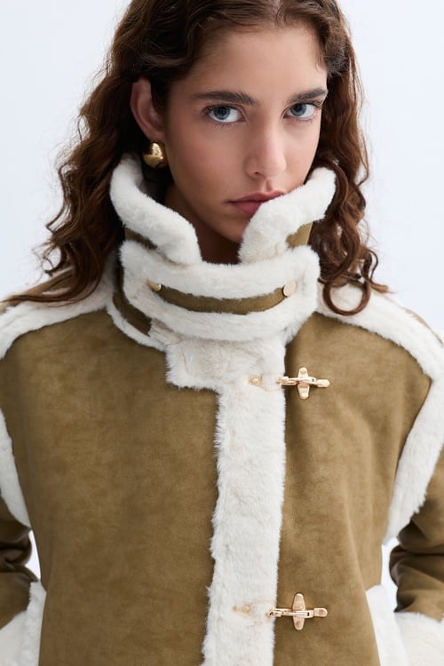 KÜRK DETAYLI DİK YAKA CROP MONT CEKET