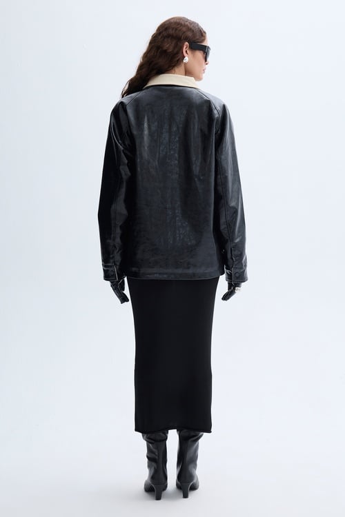 KADİFE YAKA DERİ GÖRÜNÜMLÜ PALTO