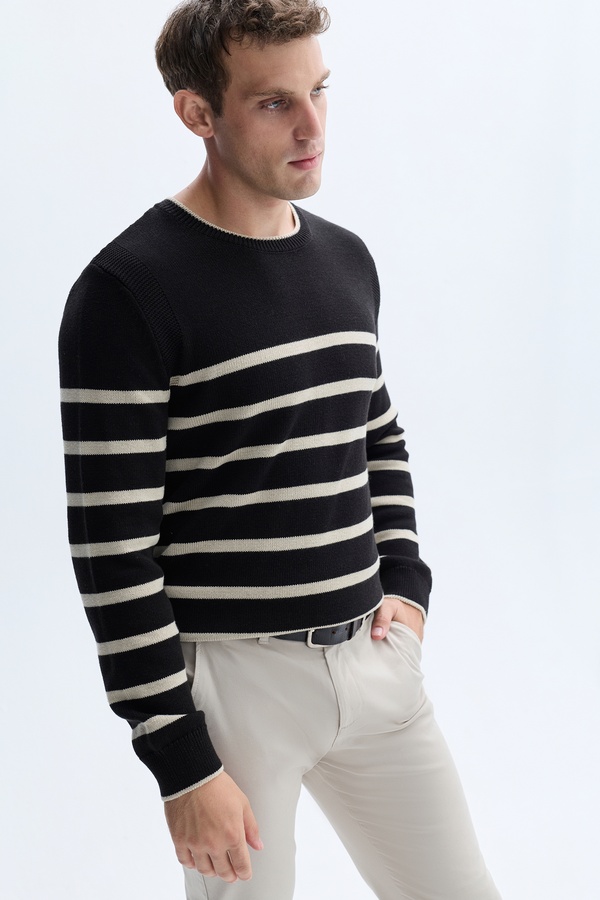 ÇİZGİLİ BİSİKLET YAKA TRİKO KAZAK