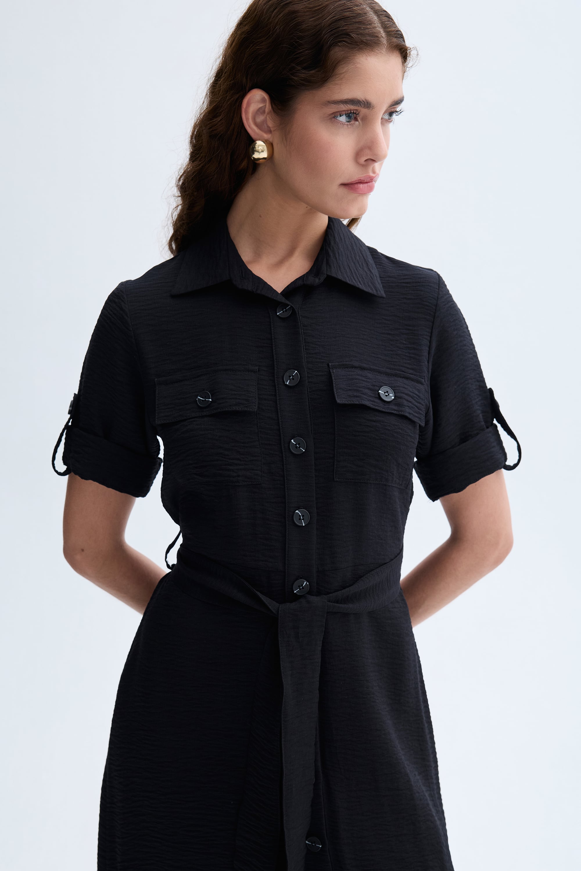 KUŞAKLI KISA KOLLU MİDİ GÖMLEK ELBİSE