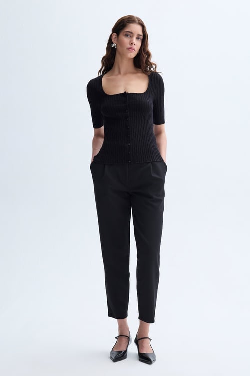 HAVUÇ KESİM PANTOLON