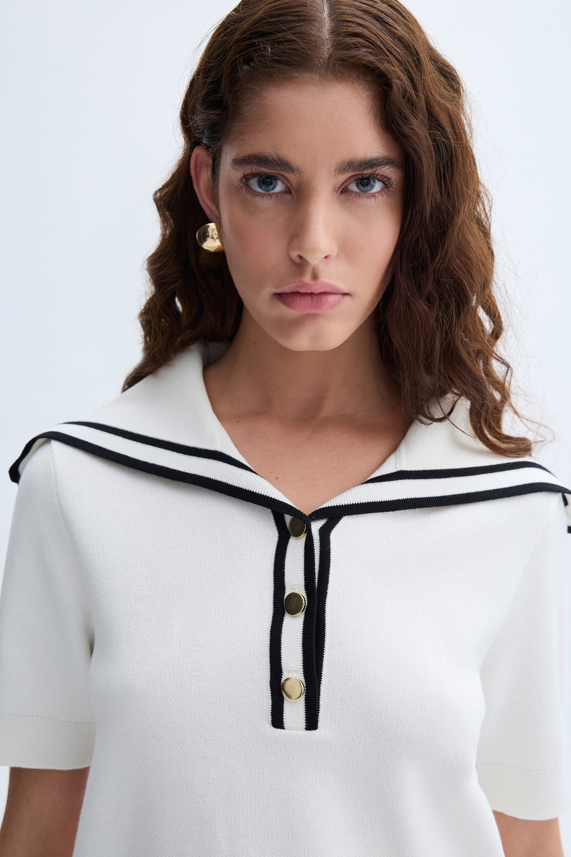 POLO YAKA DÜĞME DETAYLI TRİKO KAZAK