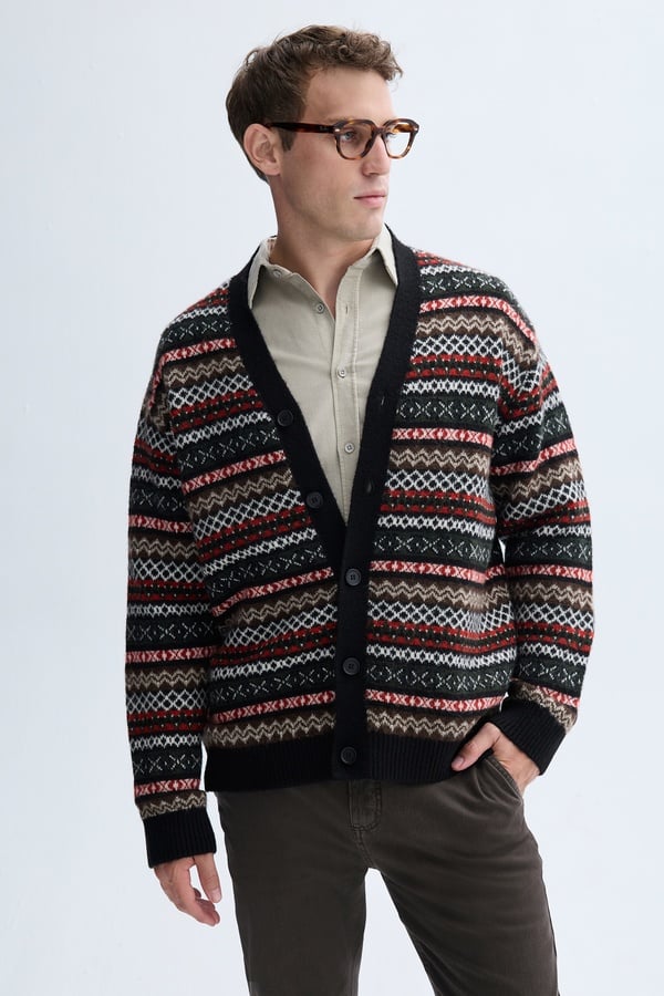 V YAKA JAKARLI HIRKA