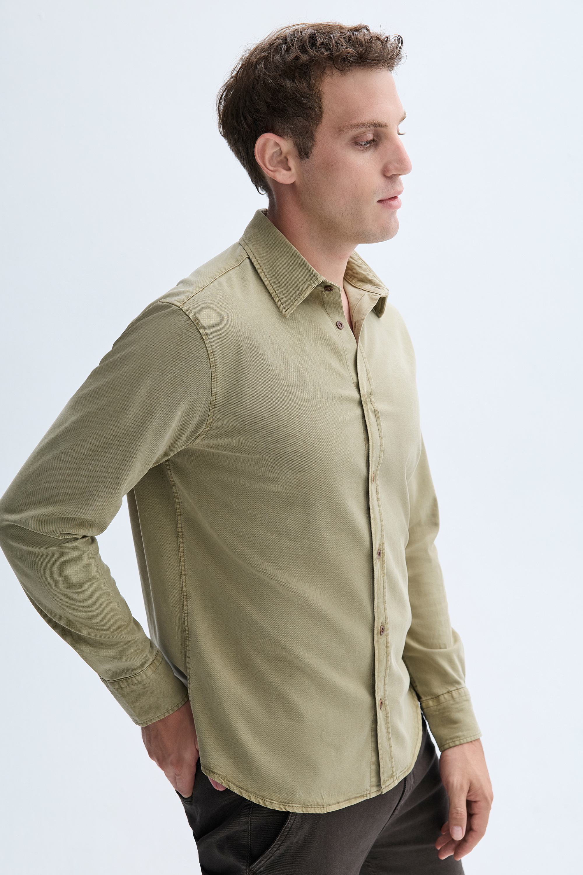 REGULAR FIT UZUN KOLLU CASUAL GÖMLEK