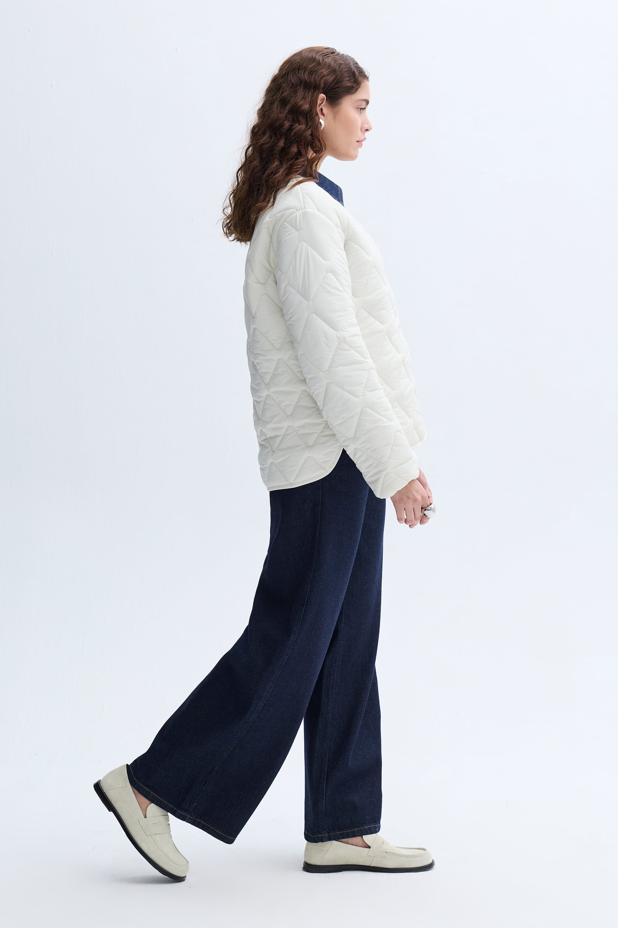 KAPİTONELİ KISA PUFFER MONT